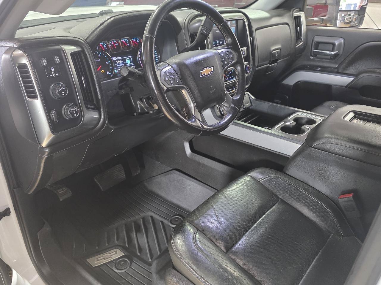 Used 2019 Chevrolet Silverado 2500 LTZ w/ Duramax Plus Package AWD/4WD image 11