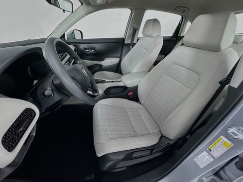 Certified 2025 Honda HR-V LX image 19