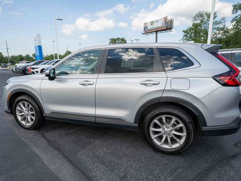 Used 2024 Honda CR-V EX image 4