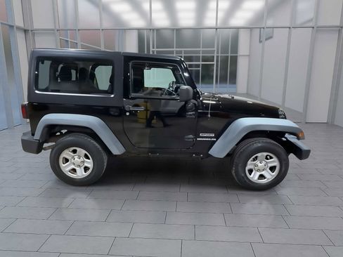 Used 2012 Jeep Wrangler Sport image 9