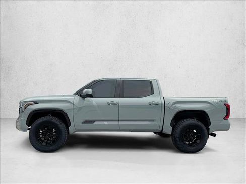 Used 2024 Toyota Tundra Platinum w/ TRD Off-Road Package AWD/4WD image 4