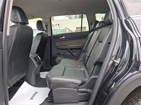 Used 2023 Volkswagen Atlas SE image 10