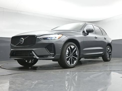 New 2026 Volvo XC60 B5 Plus w/ Climate Package AWD/4WD image 37