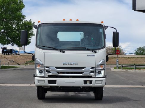 New 2026 Isuzu NPR RWD image 2