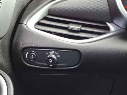 Used 2025 Chevrolet Malibu LT FWD image 29