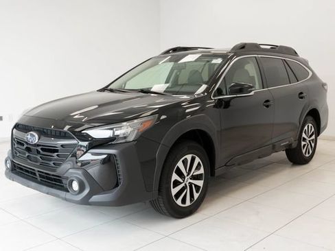 Used 2024 Subaru Outback Premium AWD/4WD image 6