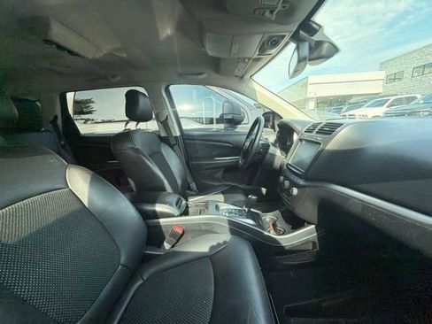 Used 2018 Dodge Journey Crossroad AWD/4WD image 16