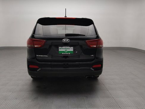 Used 2020 Kia Sorento S image 6