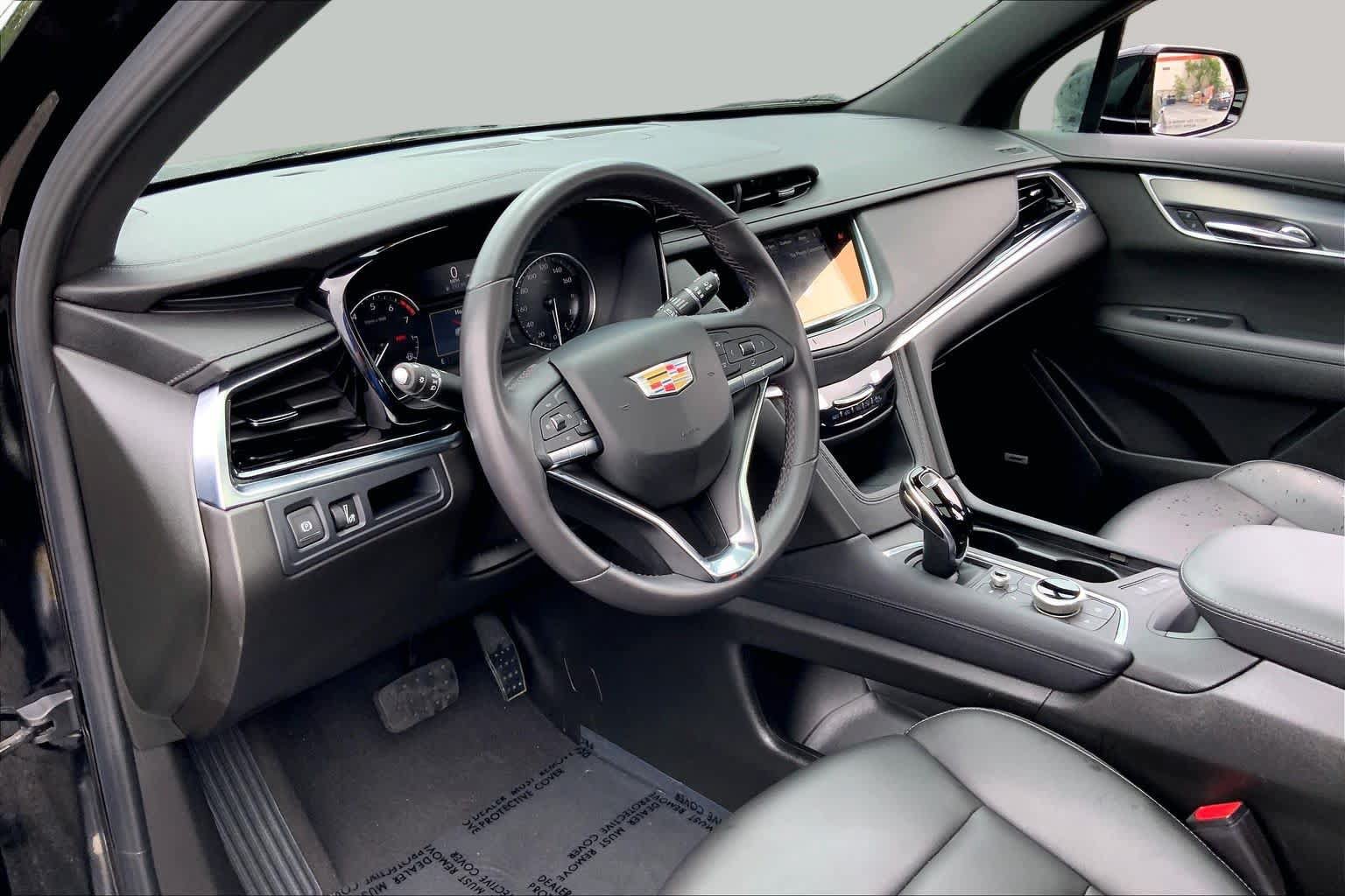 Used 2024 Cadillac XT6 Luxury FWD image 18