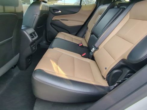 Used 2023 Chevrolet Equinox Premier image 23