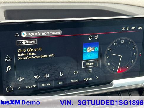 Certified 2025 GMC Sierra 1500 SLT image 27