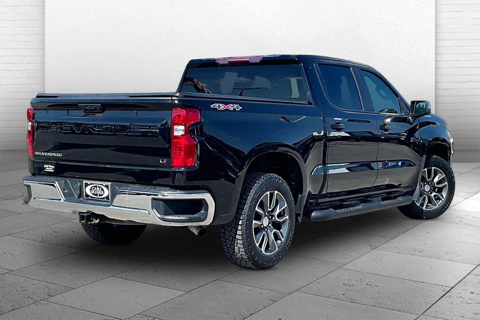 Used 2024 Chevrolet Silverado 1500 LT AWD/4WD image 12