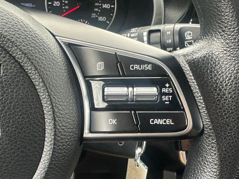 Used 2021 Kia Seltos LX image 34