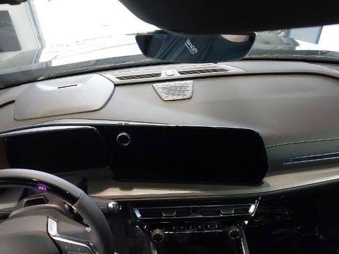 New 2026 Chevrolet Traverse LT w/ Enhanced Driving Package image 5