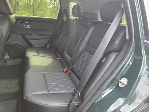 New 2026 Nissan Rogue Platinum w/ Platinum Premium Package AWD/4WD image 13