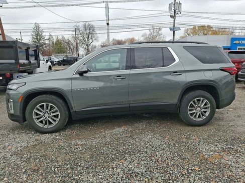 Used 2023 Chevrolet Traverse LT image 5
