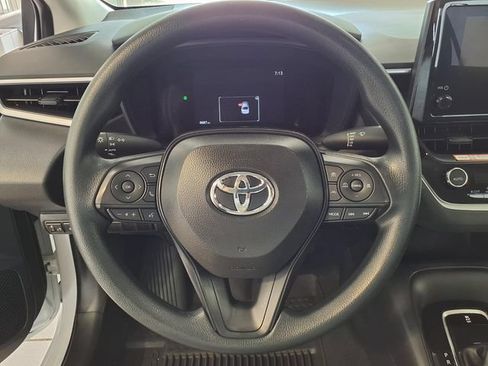 Used 2026 Toyota Corolla LE FWD image 8