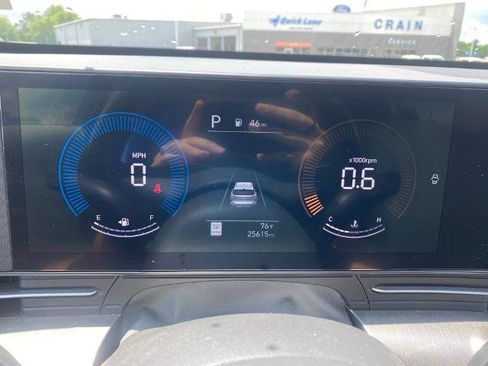 Used 2025 Hyundai Kona SEL FWD image 19