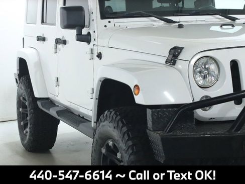 Used 2014 Jeep Wrangler Unlimited Sahara image 14