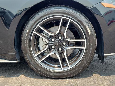 Used 2023 Ford Mustang Premium RWD image 5