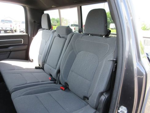 Used 2022 RAM 1500 Big Horn AWD/4WD image 20