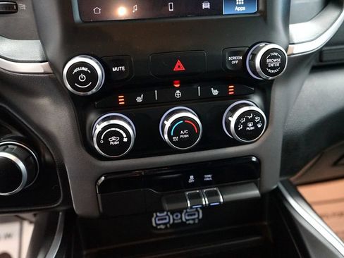 Used 2023 RAM 1500 Big Horn AWD/4WD image 36