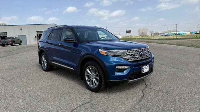 Used 2022 Ford Explorer Limited w/ Equipment Group 301A AWD/4WD image 2