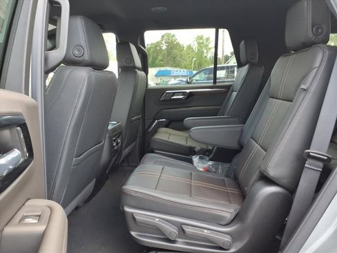 New 2026 Chevrolet Tahoe High Country AWD/4WD image 14