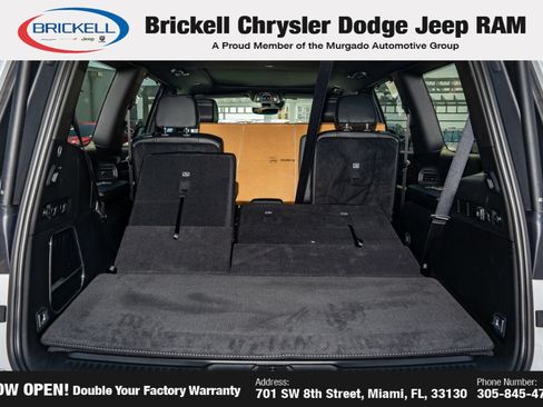Used 2025 Jeep Wagoneer Series II w/ Convenience Group I AWD/4WD image 11