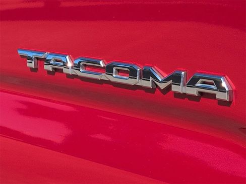 Used 2023 Toyota Tacoma SR5 image 5
