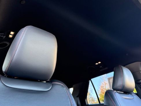 Used 2025 Ford Explorer ST-Line RWD image 26