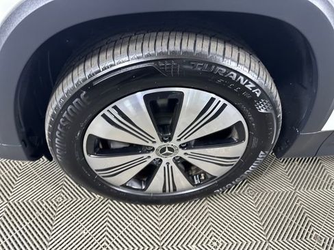 Used 2023 Mercedes-Benz EQB 300 4MATIC w/ Exclusive Package image 10