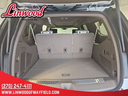 New 2026 GMC Yukon XL Denali AWD/4WD image 13