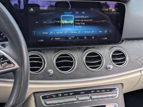 Used 2023 Mercedes-Benz E 350 4MATIC Sedan image 9