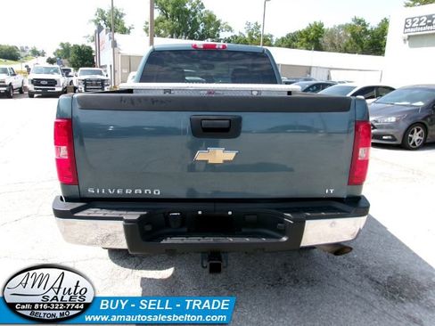 Used 2007 Chevrolet Silverado 2500 LT w/ Safety Package AWD/4WD image 4