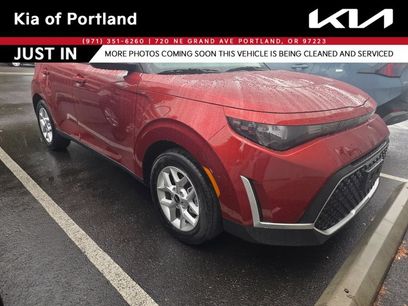 Certified 2025 Kia Soul S