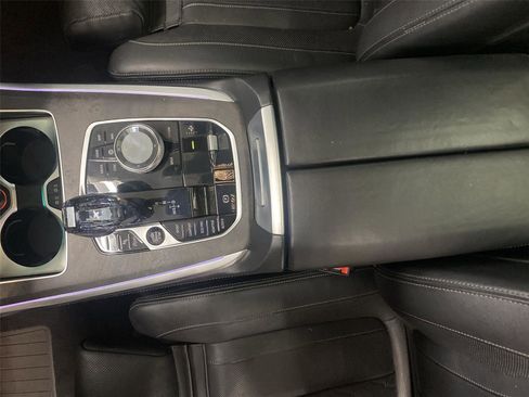Used 2022 BMW X7 M50i AWD/4WD image 27