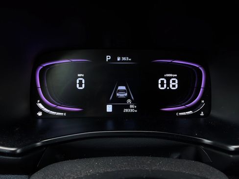 Used 2025 Kia Soul LX w/ LX Technology Package FWD image 35