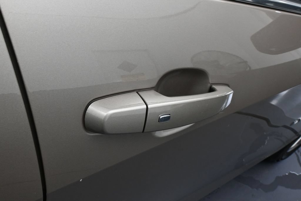 Used 2024 Chevrolet Malibu LT FWD image 43