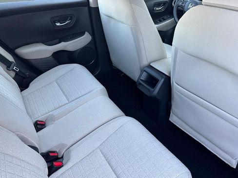 Certified 2024 Honda HR-V LX image 29