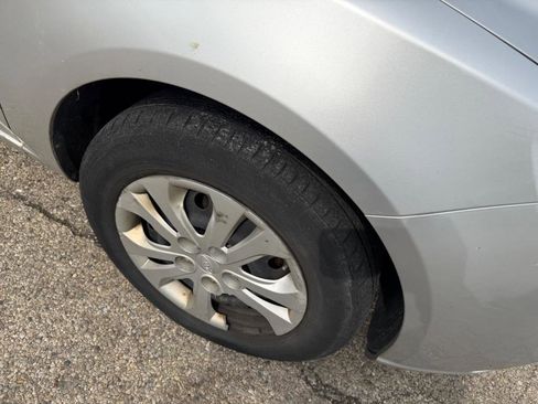 Used 2010 Kia Forte EX FWD image 4