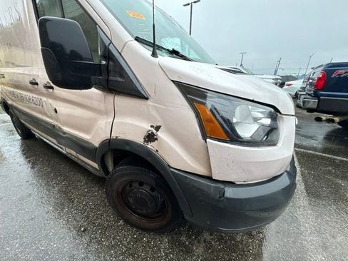 Used 2018 Ford Transit 150 148 Medium Roof RWD image 11