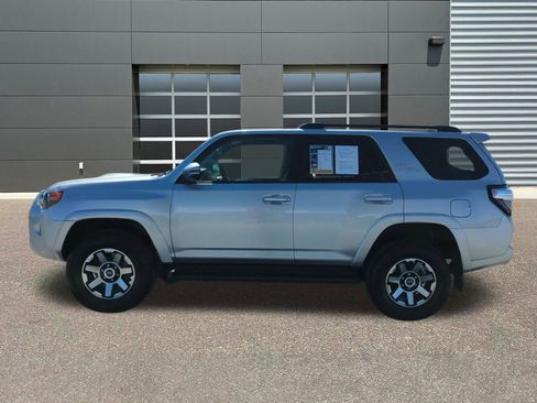 Used 2024 Toyota 4Runner TRD Off-Road Premium image 4