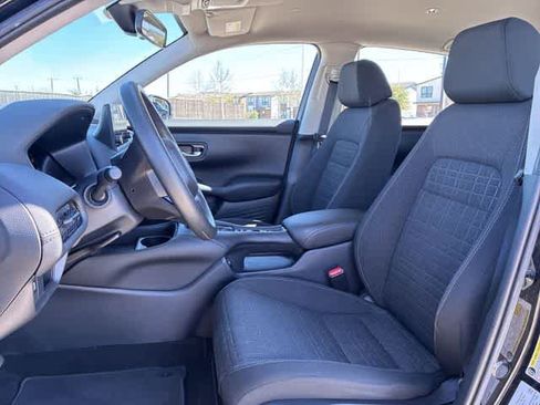 Used 2023 Honda HR-V LX image 17