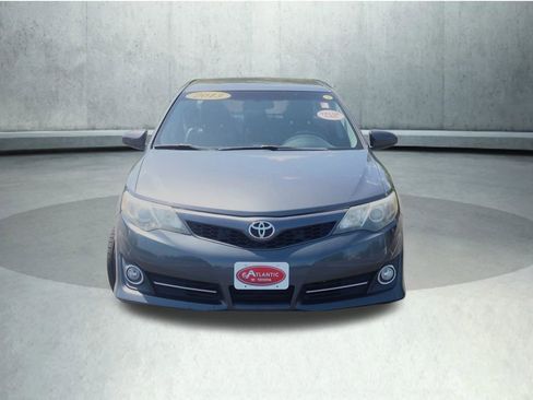 Used 2013 Toyota Camry SE FWD image 18