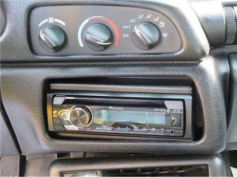 Used 1995 Chevrolet Camaro Z28 image 24