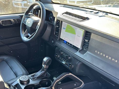 New 2025 Ford Bronco Badlands AWD/4WD image 11