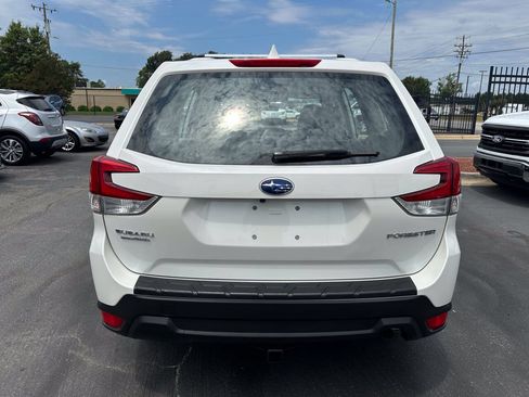 Used 2019 Subaru Forester AWD/4WD image 6
