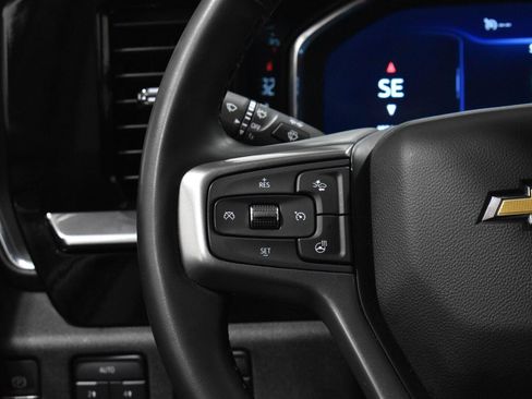 Used 2025 Chevrolet Silverado 1500 LT AWD/4WD image 7
