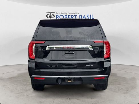 Used 2021 GMC Yukon SLT w/ SLT Premium Package image 4